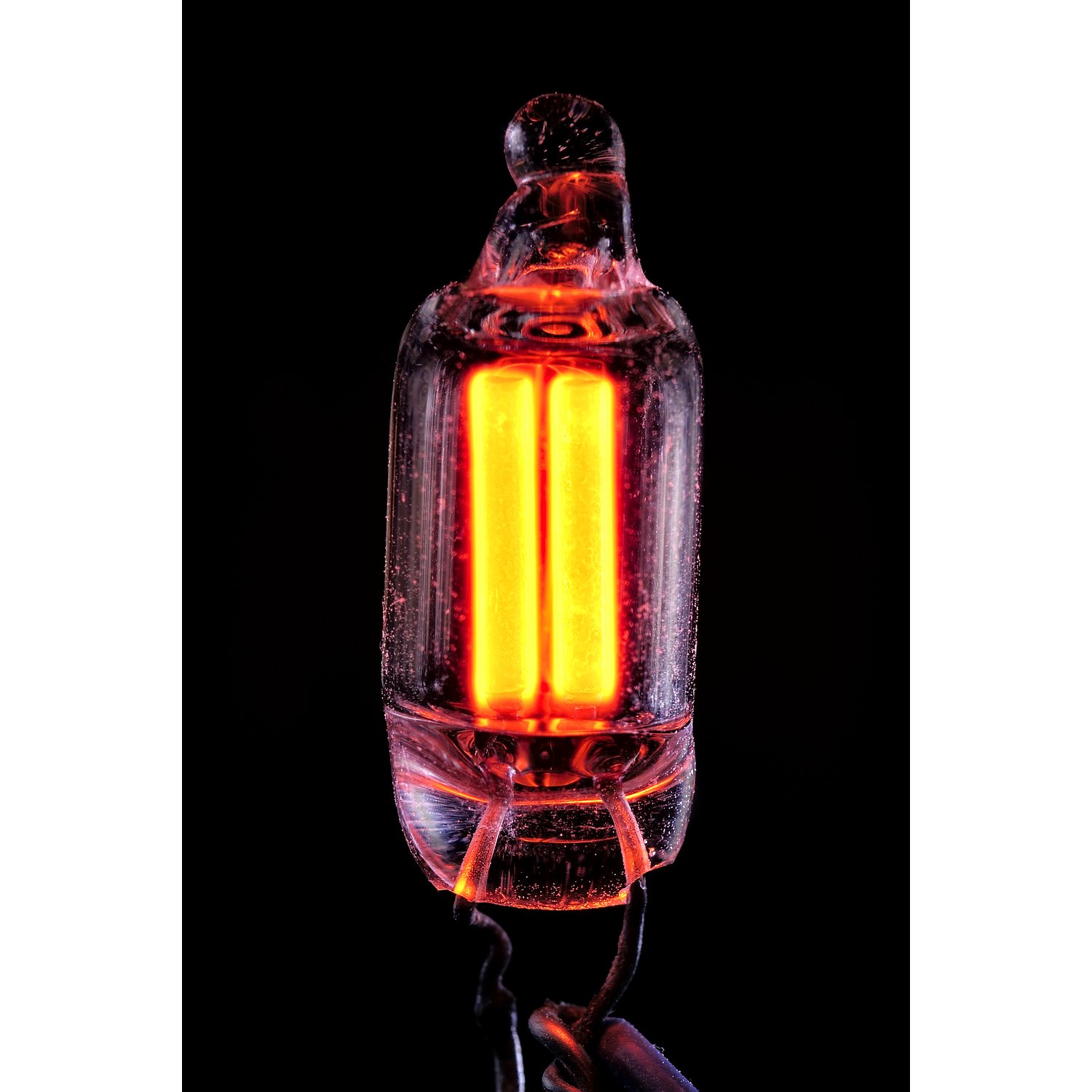 NE-45/B7A - 120V Miniature Neon Bulb 105-125V 7,500 Hours